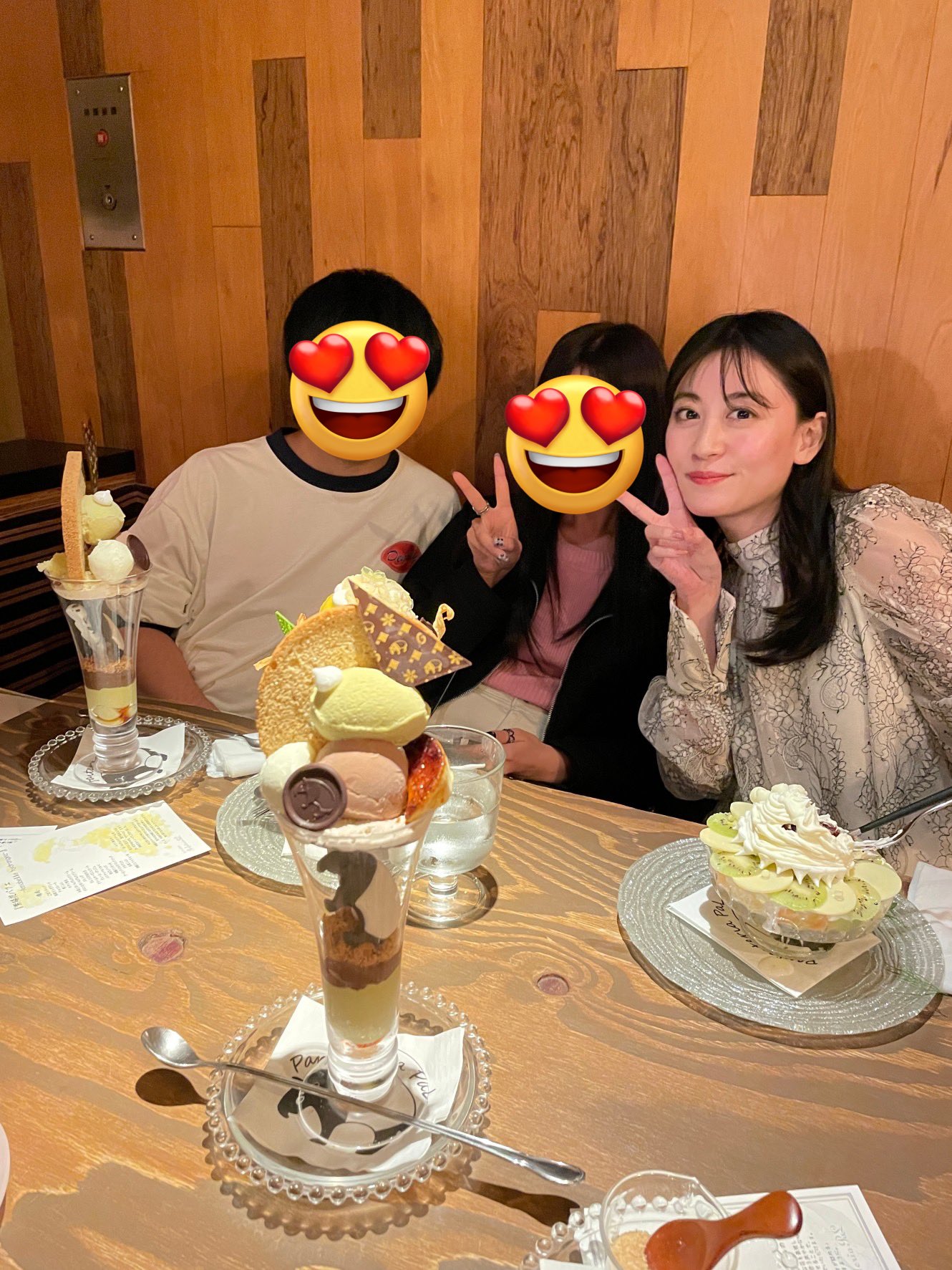 上西恵 おはようなぎです。 弟が結婚しました☺️ めでたい！おめでとう〜☺️  奥さまとはもう何度も一緒にご飯を食べたり、旅行もしました☺️♡ 家族が増えた〜☺️ 今朝、奥さまが送ってきてくれた 最新の猫さま写真🐈かわいすぎる。  https://t ...