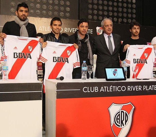 NicoRpRp's tweet photo. No entiendo por que chiflaron a Lucho, al Conejo y al Payasito....
LOS HICISTE MIERDA MUÑECO. https://t.co/V5RXCj1Dtb