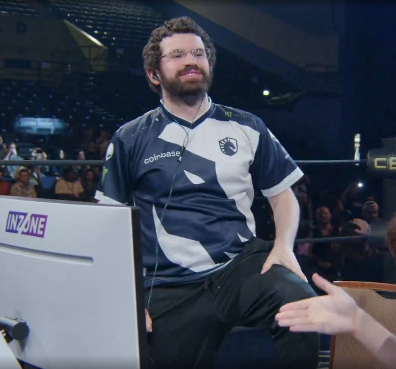 Dabuz hitting the Captain Morgan