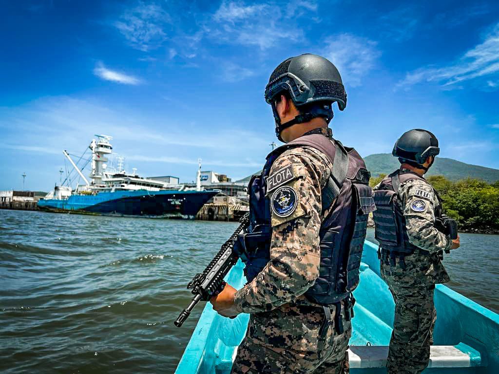 Ministerio de la Defensa Nacional tweet media