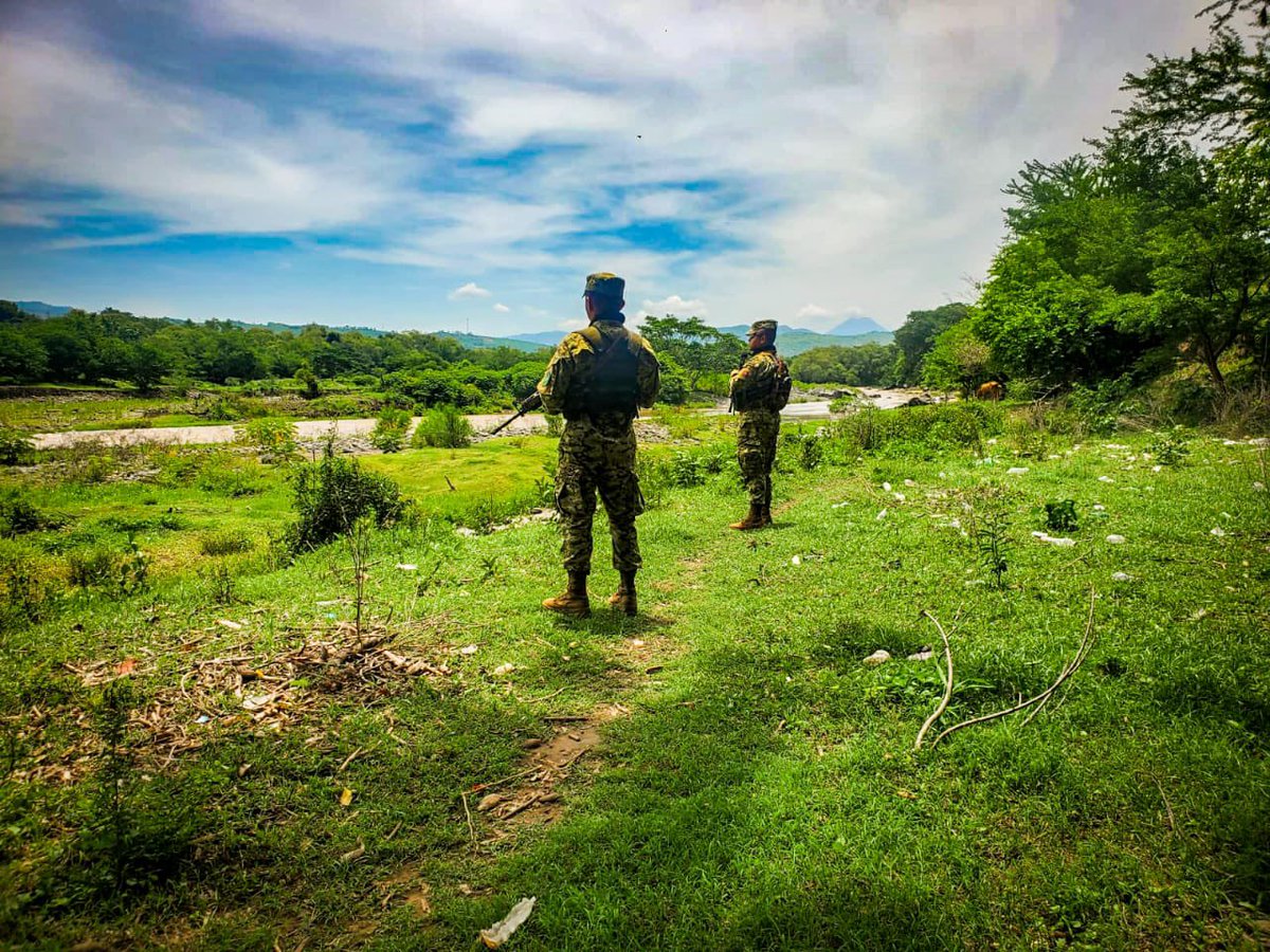Ministerio de la Defensa Nacional tweet media