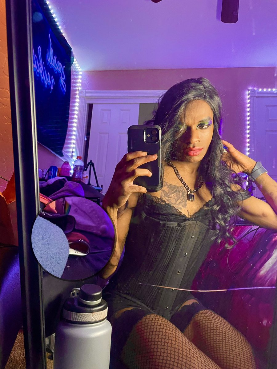 thisisstuntress's tweet photo. Stuntress: Princess of the Dark✨💫🌹🖤❤️ https://t.co/dwNEbw5doF