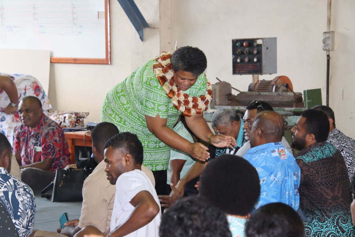 forestry_fiji's tweet photo. Newly-appointed Permanent Secretary for Fisheries and Forestry, Atelaite Rokosuka, was accorded a welcome ceremony by Ministry staff on Friday (23.06.23).
She reminded staff to remember their calling within the ministry and to always remain true to it.
📍 https://t.co/sXXJG9LNCa https://t.co/b88Ub7yjrJ