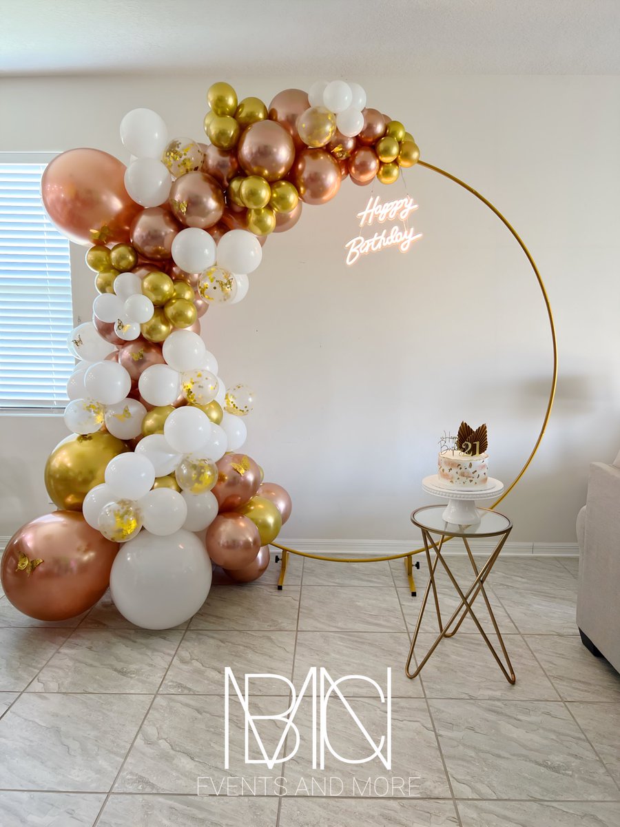 bmncevents's tweet photo. Birthday Party Today
Cake 🎂: Sweet & Fancy Temptations
#BMNCEventsAndMore #BMNC #FloridaCentral #OrlandoFlorida #KissimmeeFlorida #TampaBay #MiamiFlorida #RoseGold #White #Gold https://t.co/smgJi7jUen