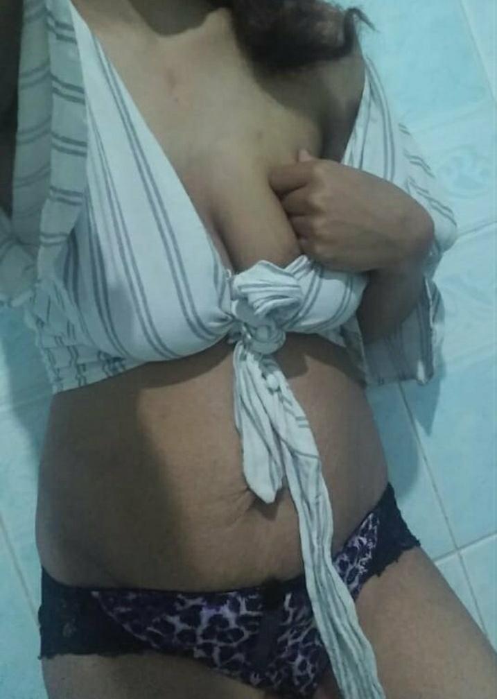 من يجي خاص اعطيه رقمي