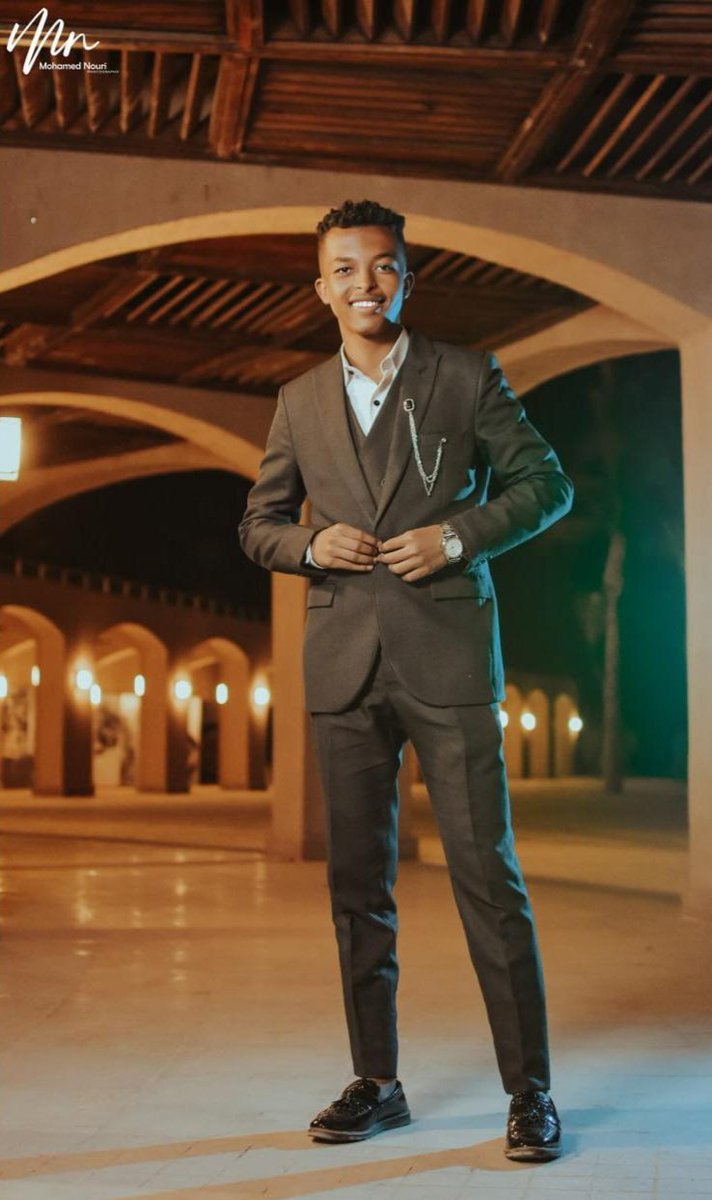 رسميآ 22 سنه ✨👑

اليوم أتممت عاما جديدا من حياتي..🤍🌸
سنـه جديـده أُعـانقهـا من عُمـري
اللّٰهـم عامـاً دون فقـد و دون حـزن و دون خيبـه اللّٰهـم عامـاً يتحقـق فيـه گـل ماأتمنـى⁦⁩🙏🤍
قبل اي حاجه انا بحمد ربنا علي كل حاجه حصلت في حياتي إذا كانت حلوه او وحشه   ♥✨