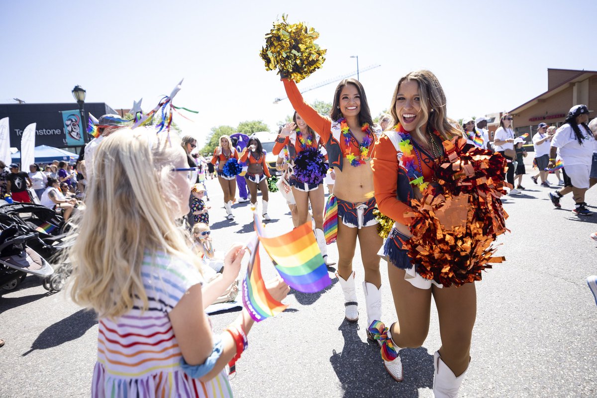 ♥️💛🧡💚💙💜 #DenverPride