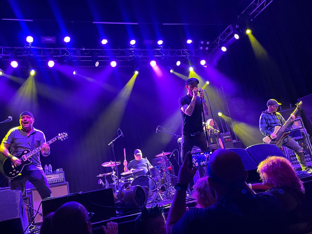 BTVband's tweet photo. What an amazing night! Many thanks to @granadatheater for having us! 

📸 by Jillian Duguid Callies.

#blacktievendetta #btv #altrock #granadatheater https://t.co/RZkORF74YV