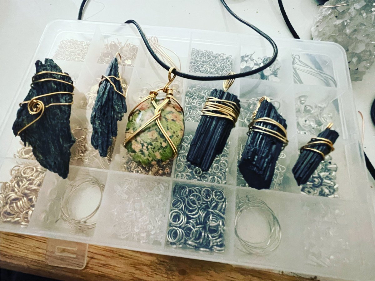 Two black kyanites, one unikite cabochon and three black tourmalines. #Crystals #wirewrappedcrystals #wirewrapping #CrystalHealing #witchythings #witchyvibes #HandmadeJewelry #HandmadeGifts