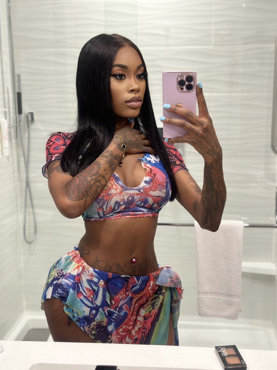 ASIAN DA BRAT on Twitter: "Badness Is Wat We Endorse 🧠"