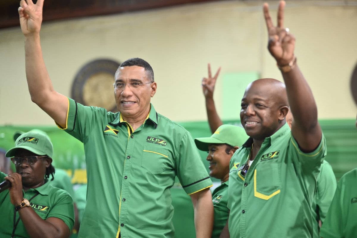 pcharlesjr's tweet photo. Party Leader, the Most Hon. Andrew Holness is here!!!βοΈπΎβοΈπΎππ
Join us live via @pcharlesjr on IG.
πΈ: @gotcreativemedia
#JLPrepresentsHopeforthePeople
#CharlesinCharge #Charlesontheground #BuildingSEC #JamaicaLabourParty #JLP https://t.co/TTDqzcxA6E