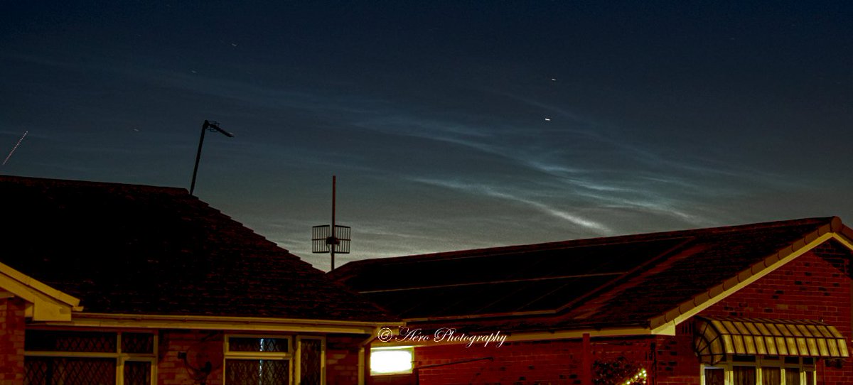 Beautiful electric blue #NoctilucentClouds visible from Eastbourne an hour ago. #NLCnow #ukweather #ThePhotoHour #StormHour #nikonphotography