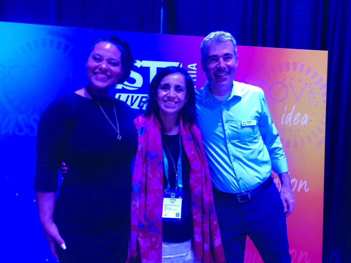 I was so lucky to meet @RCulatta & @atilamrac @ #ISTELive today! To me, they are #rockstars of #education 🎉