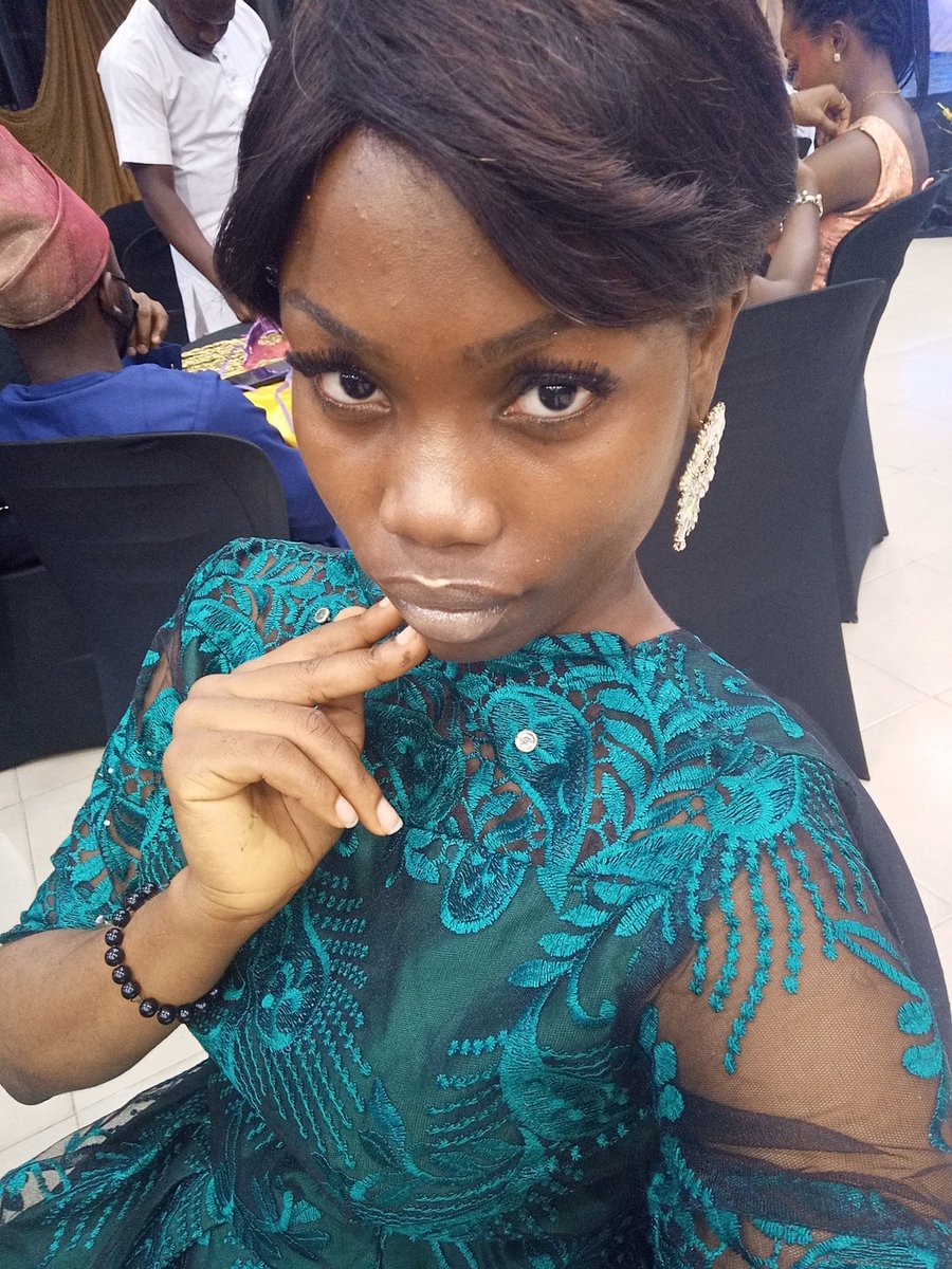 LadyDunnis's tweet photo. Yay🥰
Ifudsa dinner was lit 😍
Face shots from yesterday's dinner
It's my mystery look for me😎
#lagrandefete
#mystery
#ifudsa https://t.co/HfVJXhe4QG