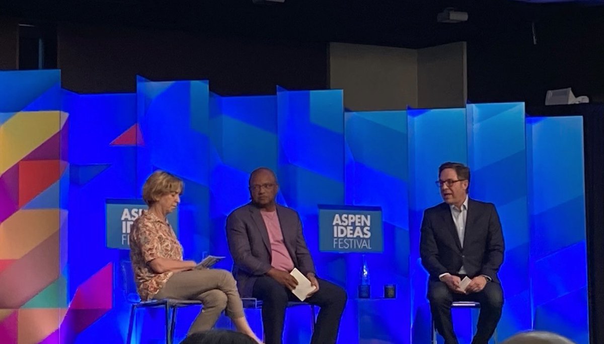 @aspenideas @gobluebrod @vivian From #InternetforAll to digital equity, we covered the landscape of connectivity. My thanks to @vivian & @aspenideas for hosting this wide-ranging conversation.