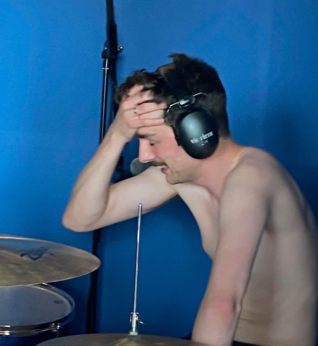 Hayden can’t get over that the tickets are out now!! 

eventbrite.com/e/theclameens-…