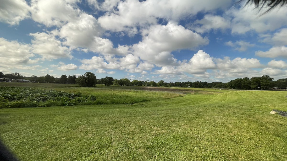 NilesmLarson's tweet image. Went on a farm tour in the northeast section of Massachusetts, Sudbury, Lexington, Carlisle