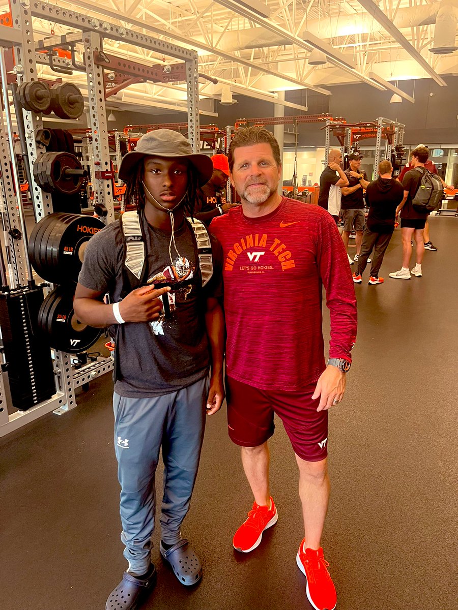 new_mal5's tweet photo. Had a Great Camp Day at Virginia Tech ‼️Love the atmosphere there will be back soon 🤞🏾@CoachPryVT @CoachPrioleauVT 
Thanks you coaches #GoHokies https://t.co/MFA4un06nA