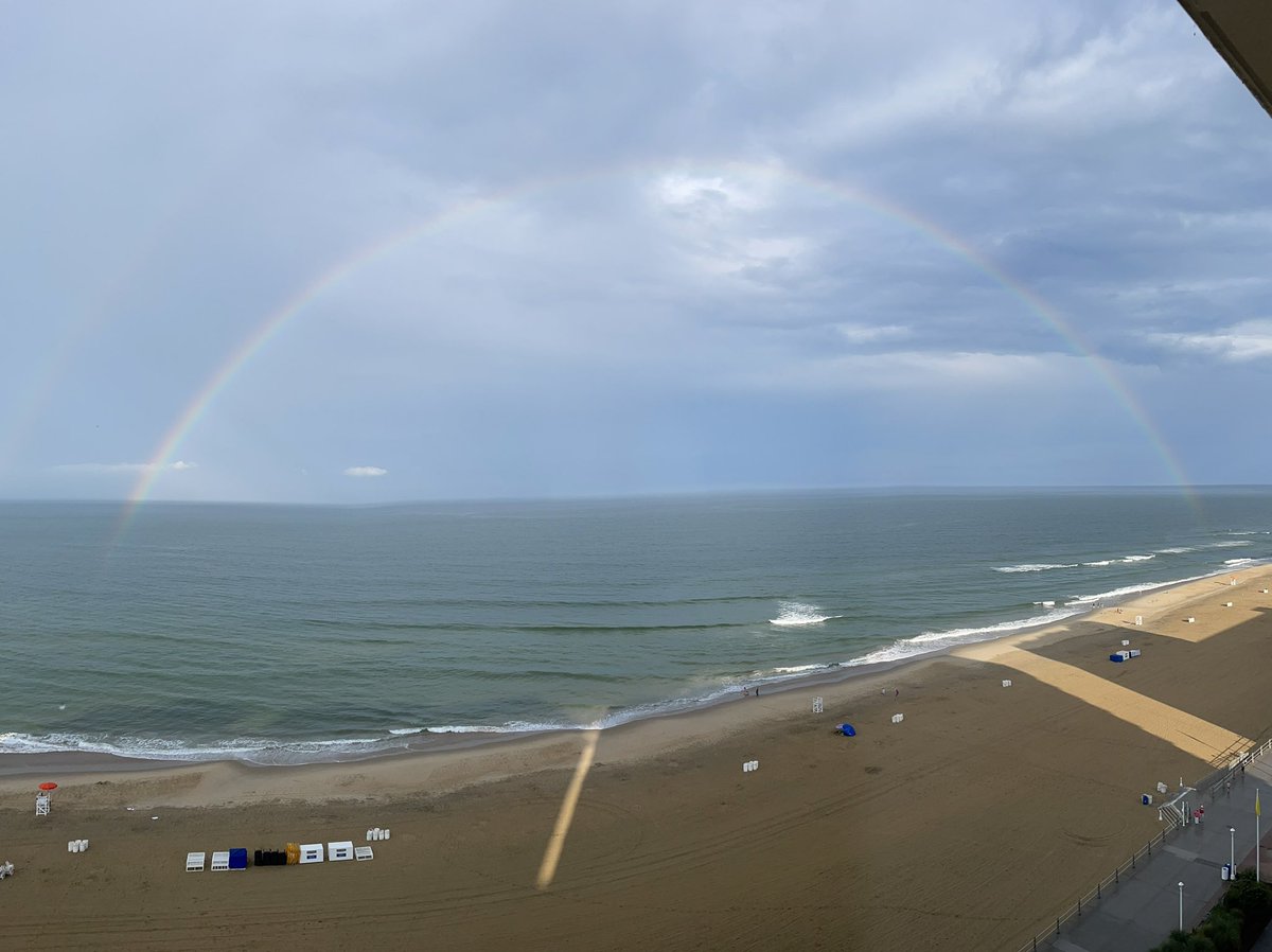 Day One of <a href="/theVAESP/">VAESP</a> conference was fabulous!  Feeling even more excited to start a new school year soon <a href="/GESGATOR/">Garrisonville Elem.</a>