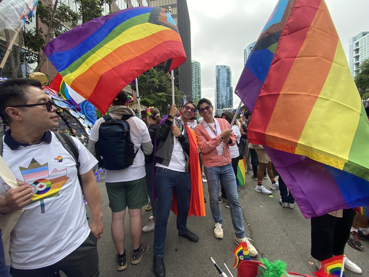 CanCGSF's tweet photo. We were proud to march today in the 2023 SF Pride Parade! We will continue to fight for greater rights, protections, and inclusion for all #LGBTQ2I people. Happy #SFPride! #Canada4rights #SFPRIDE53 #LookingBackMovingForward https://t.co/mTmny1ZkTN