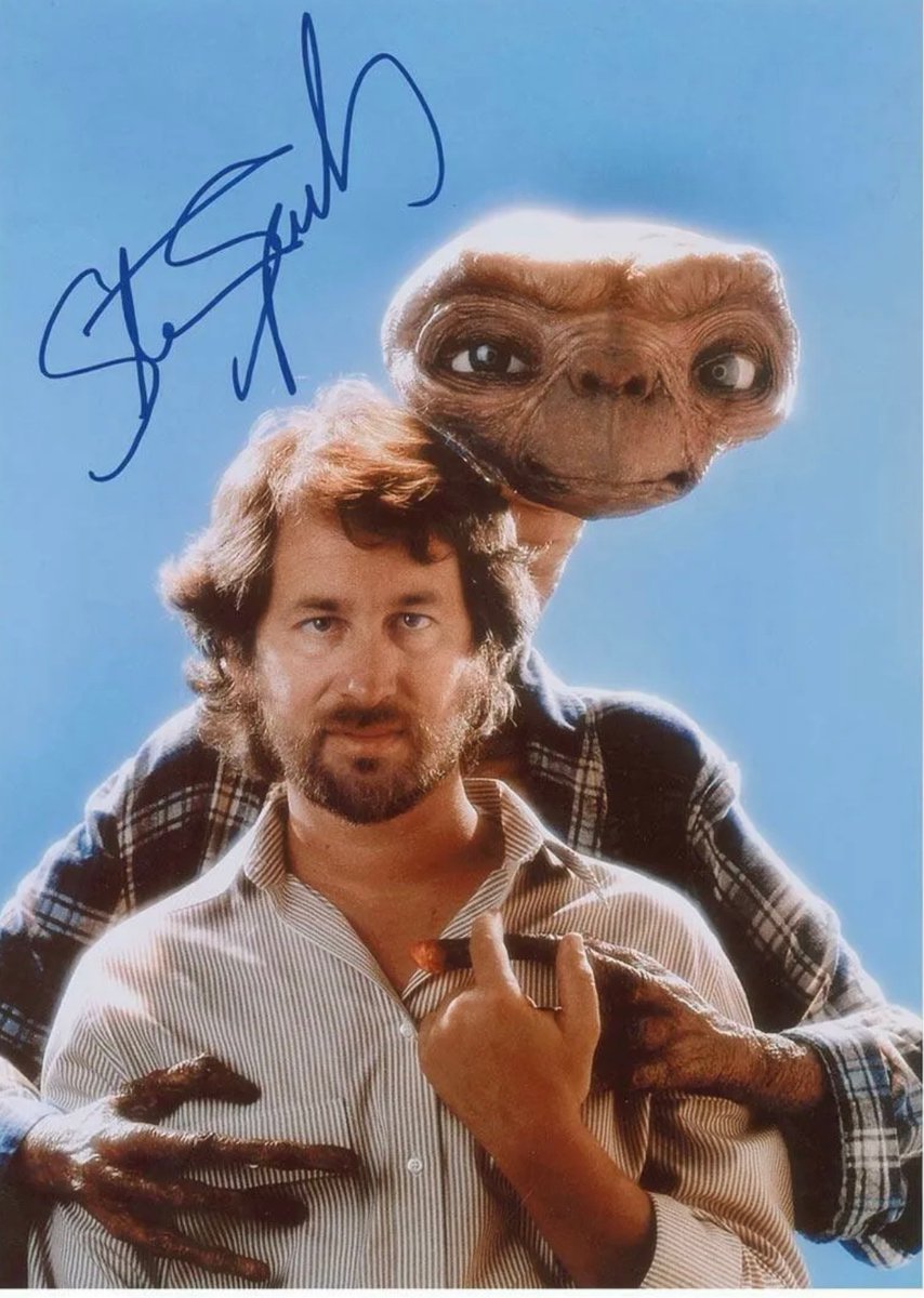 I don’t want to kink shame, but this photo of Spielberg and ET is about 80% sexier than it should be. 🤔

GM & Happy Monday, Frens! I took a week break from being a Degen, but I’m back!! Let’s have an amazing day today! ✌️