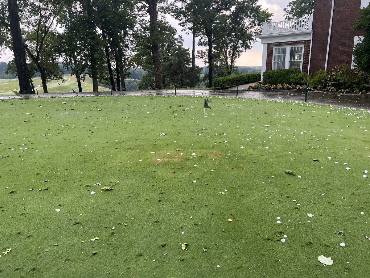 LVilleMetGolf tweet picture