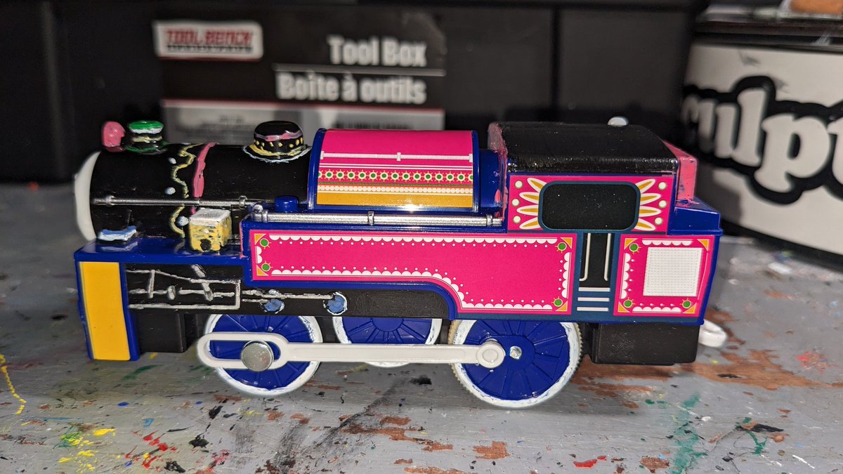 TB90ProdNew's tweet photo. Now, here is Ashima 2.0 near complete. Late last night, I try my hardest to get nearly every detail right. 1/2
#thomas #thomasandfriends #plarail
#プラレー #プラレール #プラレールトーマス #tomy #tomythomas #plarailthomasandfriends #plarailthomascustom #plarailthomascustoms https://t.co/KwskUvN5mr