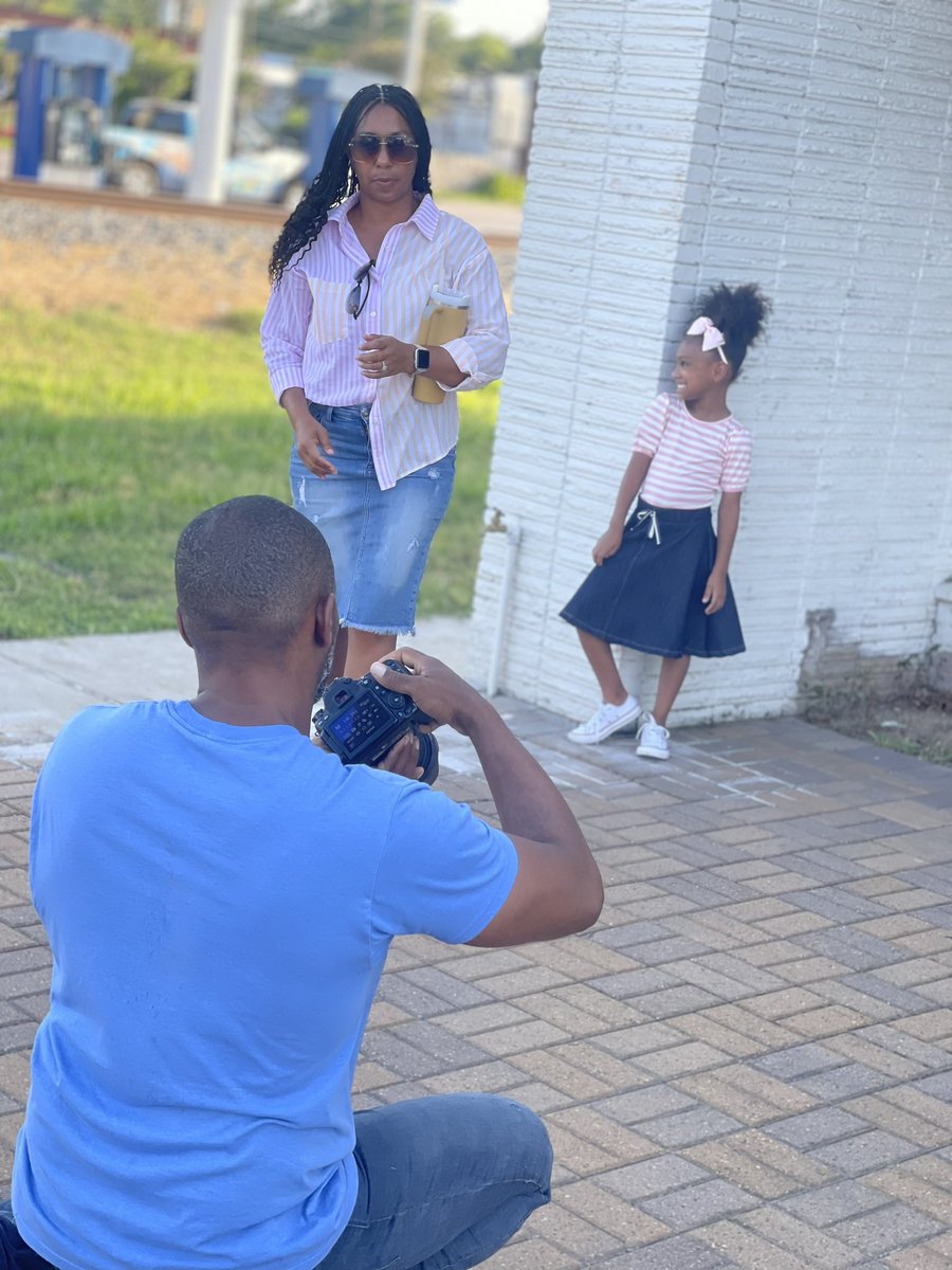 KelliLPrice's tweet image. Photo Shoot Time! 📸 #kidmodel #photograghy #backtoschool2023