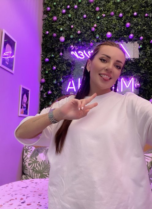 I wish you good week 😉 #rest #model https://t.co/PulxwfNumP<a href="/tag/rest"class="tags">#rest</a><a href="/tag/model"class="tags">#model</a>