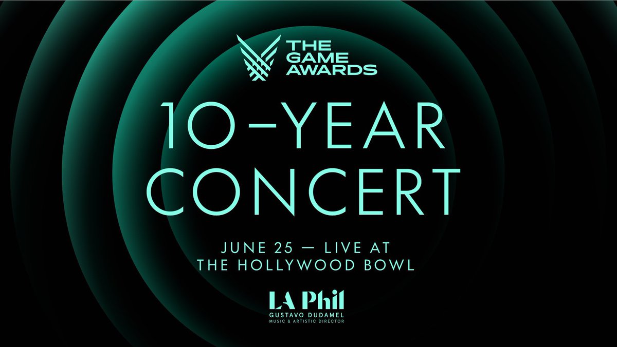phoenykz's tweet photo. Waiting for the gate at @HollywoodBowl  to open up in less than an hour for the #TheGameAwards #10YearConcert. If you see me around, make sure to tap me to say hi! Will be taking some pictures at the event and posting them. 

Can anyone guess what shirt I'm wearing for tonight? https://t.co/cHoyUdw02J