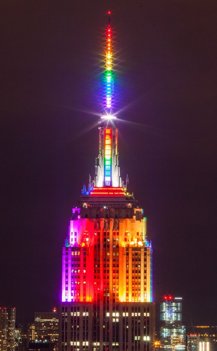 Happy Pride Day New York City  #pride #pridemonth #pride2023 #pride2023🏳️‍🌈 #newyork #empirestatebuilding