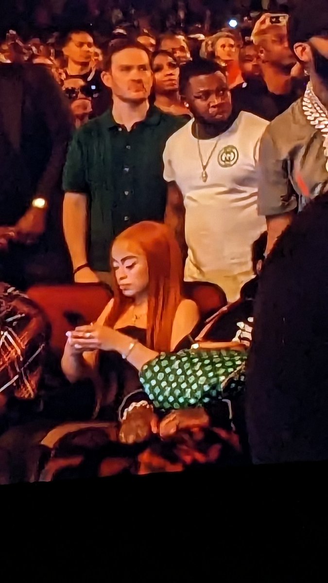 Sitting on her phone while hip hop legends that paved the way are performing. 🤨 Wild. #BetAwards2023