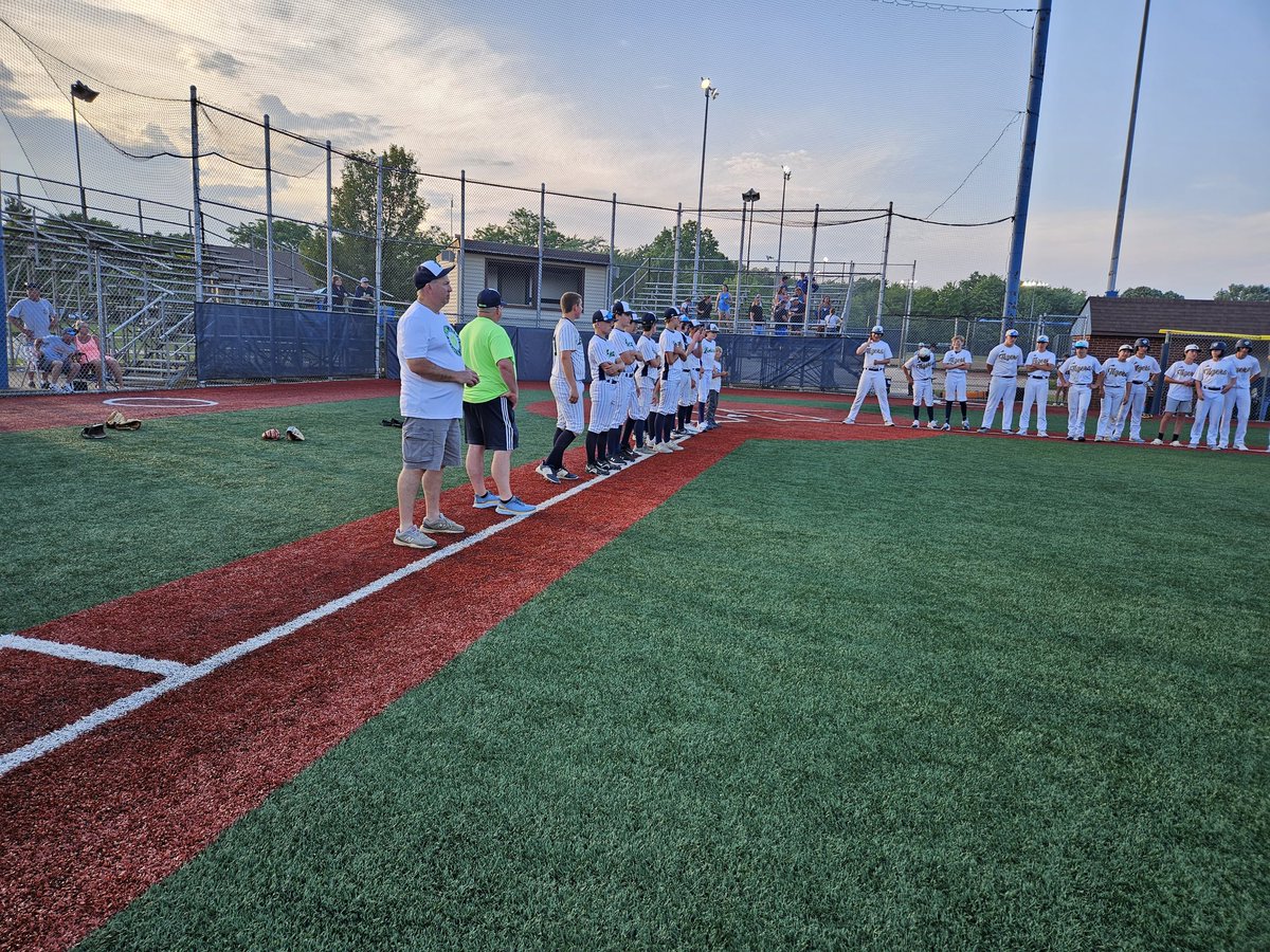 bobcatbc2300's tweet photo. 2 in a row for 14u Bobcats after winning Solon Comet Classic. Great TEAM win!!!!! Great energy all weekend. Fun times on and off field together. #PlayLateOnSundays #RustyBucket https://t.co/3AF8SVP5K8