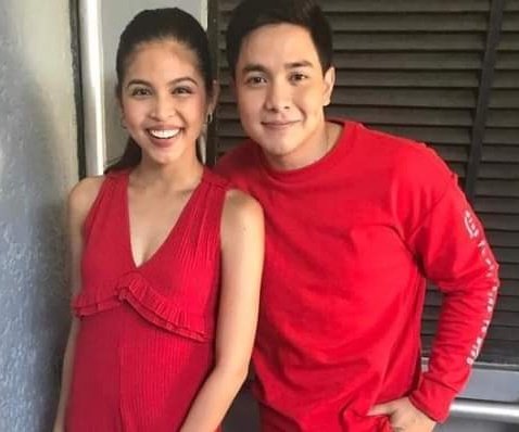 paella_cuenca's tweet photo. #ALDUBatADNProtection
@aldenrichards02 Always protect 
@mainedcm,bilang fans ng 2 forever ko silang mahalin. 
Ctto sa picture https://t.co/Mh9tMJthdz