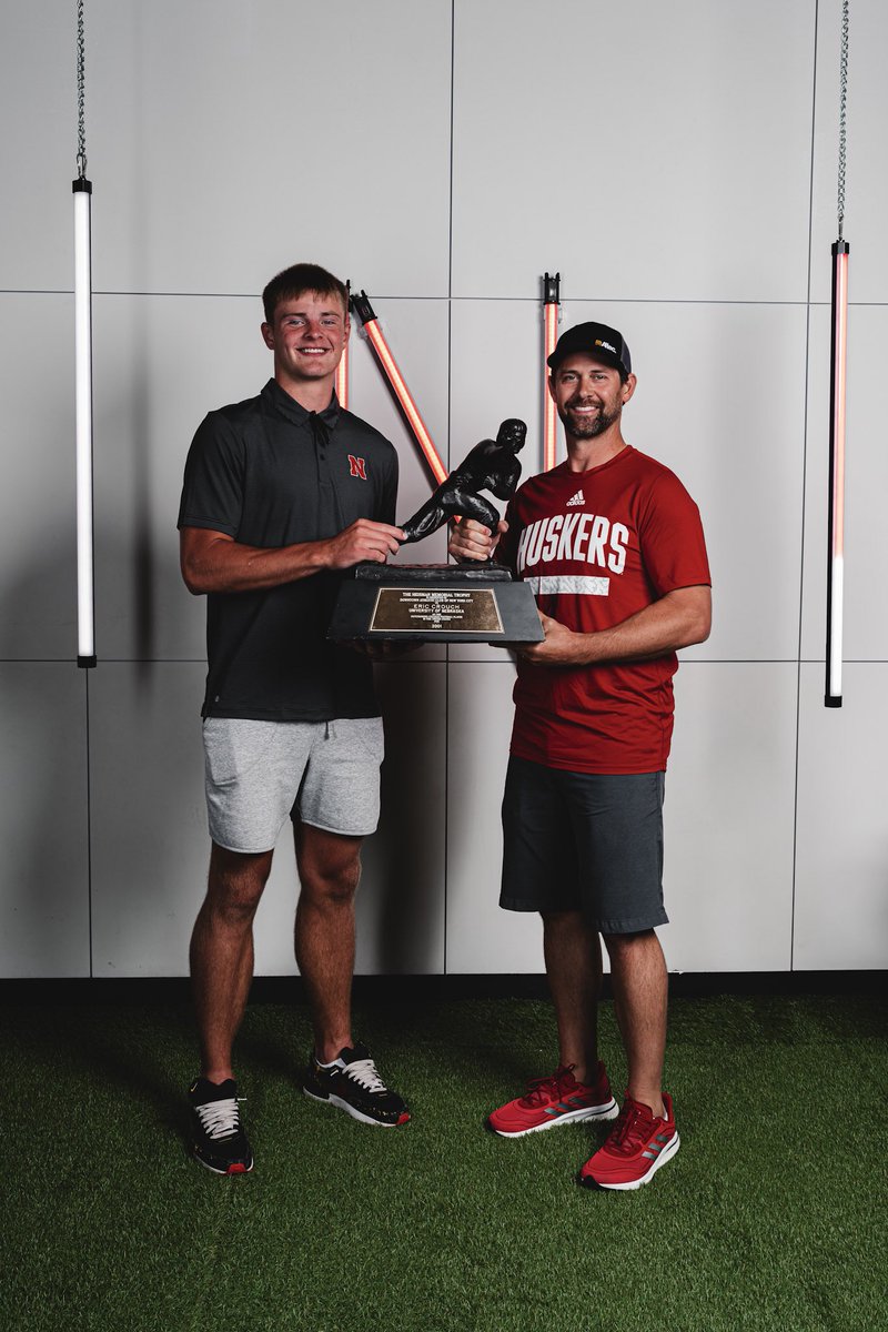 Carter Nelson tweet media