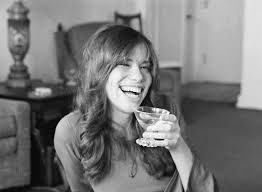 Happy Birthday, Carly Simon!

Saw her in Cincinnati in 1995. Still one of the best I ve attended. 