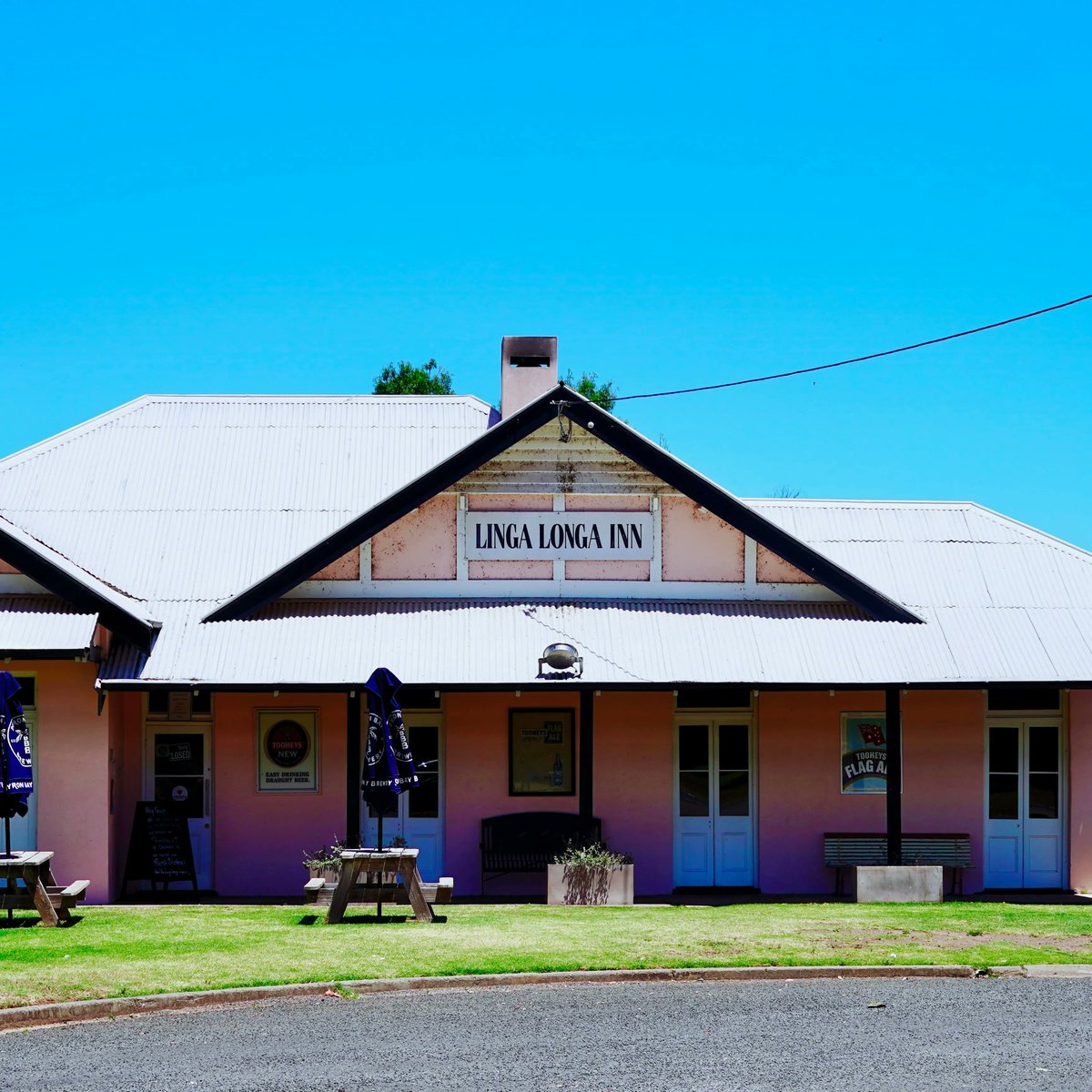 Linga Longa Inn at Gundy was recognised as the 2018 Best Bush Pub #gundy #nsw #upperhunter #au #latergram #bentsabout