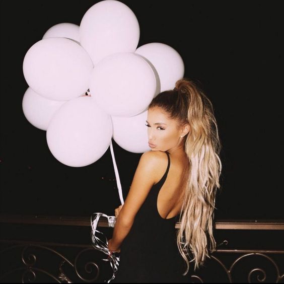 dailysdw's tweet photo. happy birthday to the best vocalist of this generation ariana grande🩶
#HappyBirthdayAriana #30YearsOfAriana https://t.co/3yi2dOnagq
