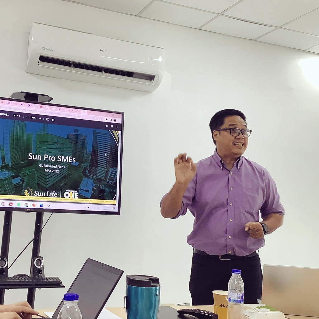 MikeTianoRFP's tweet photo. Partnering with companies in caring for their greatesf asset - their Employees! 😊💕
#GroupLife
#EmployeeBenefits
#BusinessAssets https://t.co/MbEZ6mP1lZ