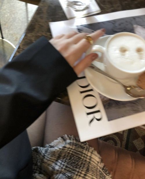 kthpaIetss's tweet image. ⠀⠀⠀   ✶　 ⠀　.　 ⠀　♡　 ⠀　🎧　
　　    minhas threads favorita ⎯⎯ㅤ #loatwt | #ldstwt | #collegetwt | #studytwt