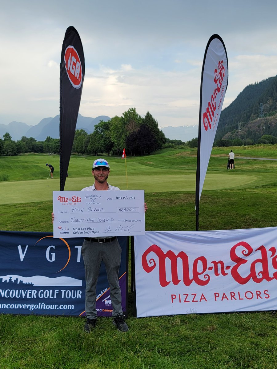 Congrats to Vernon's <a href="/brycebarker/">Bryce Barker</a> on his huge win <a href="/EdsPizzaParlors/">Me-n-Ed's Pizza</a> Open <a href="/GoldenEagleGolf/">GoldenEagleGolfClub</a> this weekend <a href="/IGAStoresBC/">IGA Stores of BC</a> <a href="/VanGolfTour/">Vancouver Golf Tour</a> !!🎉🏆
Bryce clutched up with a 2-putt birdie on 18 for a 1 shot win over <a href="/RichmondCClub/">RichmondCountryClub</a> Mike Aizawa!
#MeNEdsPizza #VGT #IGA #GoldenEagleOpen #Srixon