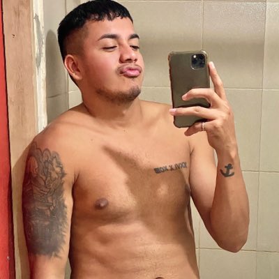 ronaldfreire93's tweet photo. #NuevaFotoDePerfil https://t.co/EI6dDPhElw