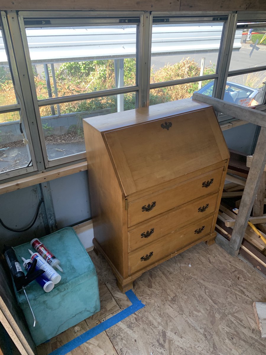 MyCosmicCruiser's tweet photo. Little bit of bus work got done today: 

https://t.co/edTTA56XPn https://t.co/lRSehUlzlV