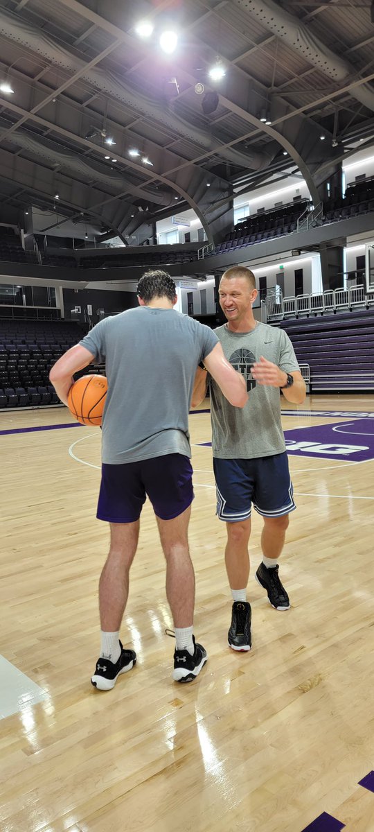 “No soldier gets entangled in civilian pursuits, since his aim is to please the One who enlisted him.” 2 Tim 2:4
-
Welcome to the <a href="/CompeteTraining/">Jordan and Courtney Moses Delks</a> family, <a href="/BrooksBarnhizer/">Brooks Barnhizer</a>! Excited to grow our skillset and mindset together 🤞🏻
-
📸: @landofullframe 
-
#compete #wetraininabarn