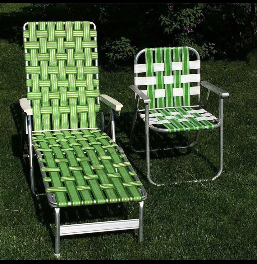 If you spent summer on these lawn chairs you’re old #af 😁😆