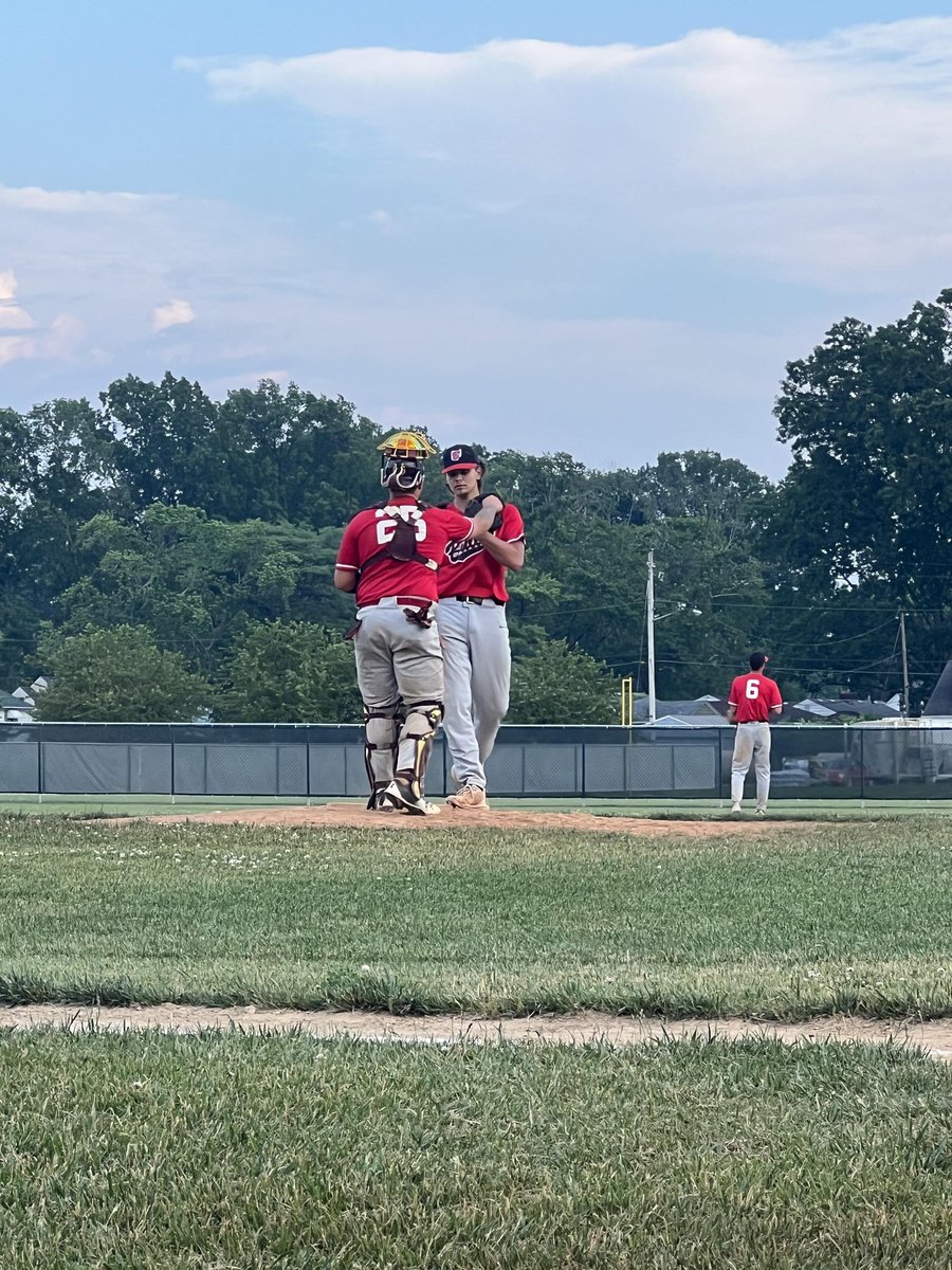 richgamber's tweet photo. The Bull @Dgamber25 @GannonBaseball and Patch @patrick_dinnen @TUDragonsBB the battery for  @b2_baseball collegiate game 2 today.

Just a couple of Mayfield boys @MHSwildcatbsb getting it done! https://t.co/ss7aNAl6cB