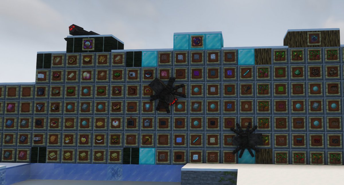 QQueSMP's tweet image. wall spiders