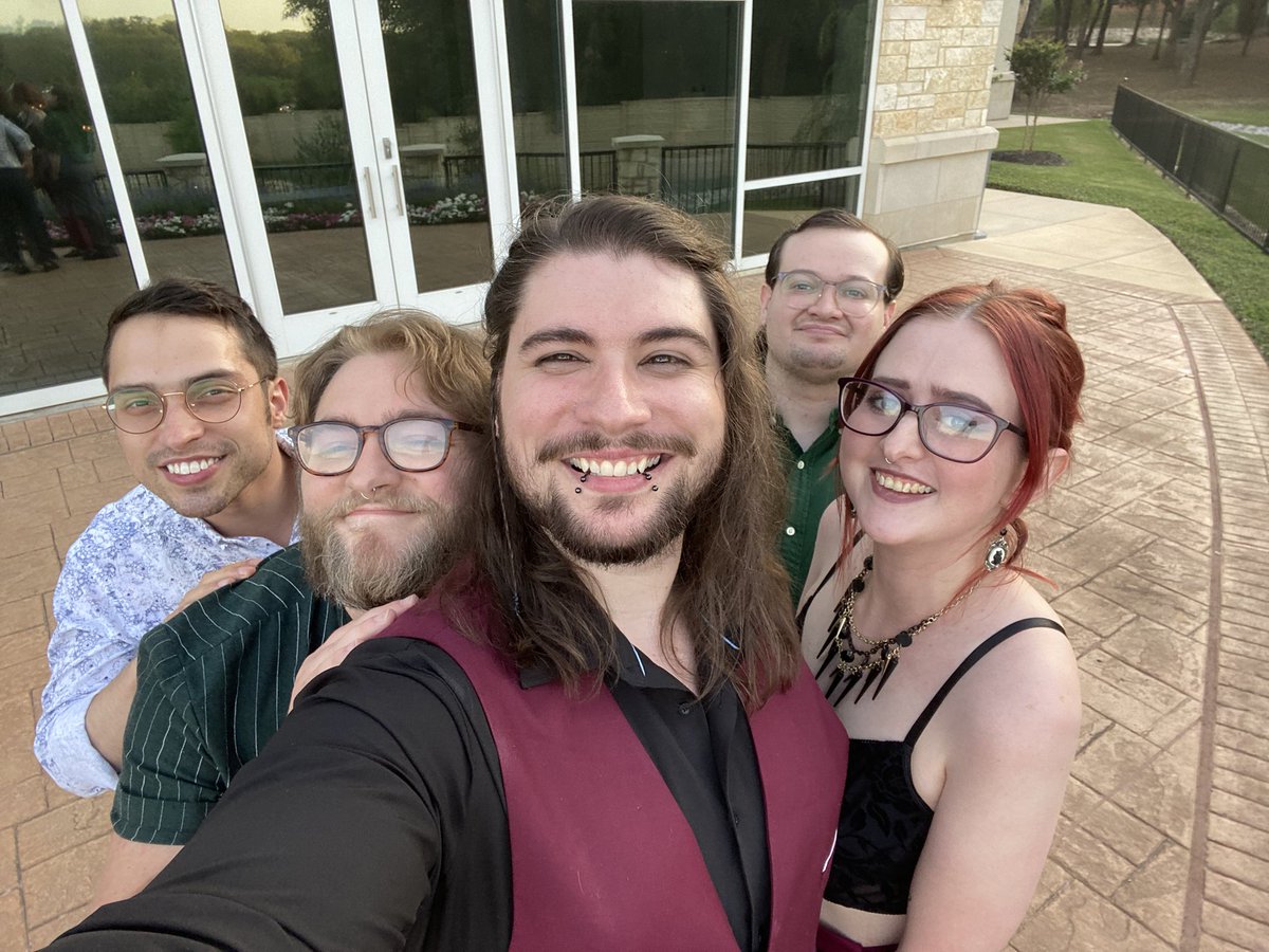 DaggerMagic's tweet image. Celebrating our friends wedding today!