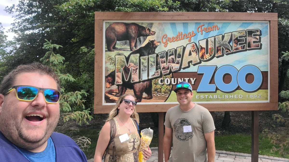 Took a lap around the Zoo with Jenny and Andy. There's so much to see and do there and is always a good time. Sometimes I forget how blessed we are in Milwaukee to have such a fantastic place to see these wild animals. And experience them with childlike wonder. https://t.co/Xf9iQHPtSL