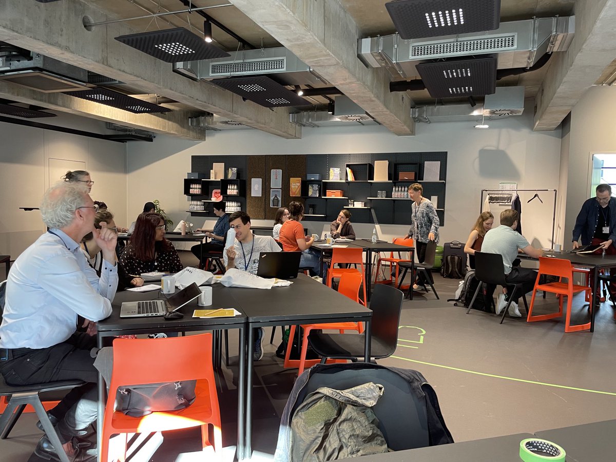 Getting started at the #hhai23 conference in Munich, with a tutorial session on Exploring Responsible AI by Design.